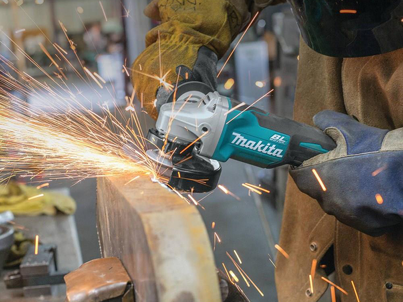 Makita 18V Angle Grinder Brushless Motor For DIY & Professionals